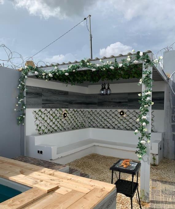 Villa Adja Nafy A Saly Gandigal Bagian luar foto