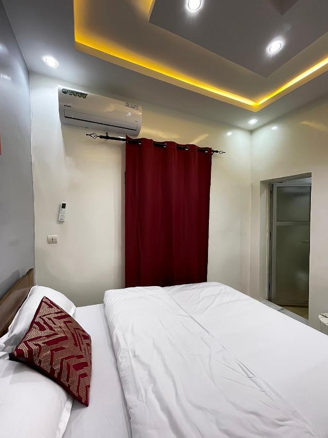 Villa Adja Nafy A Saly Gandigal Bagian luar foto