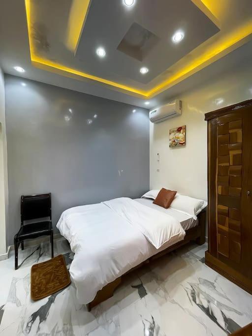 Villa Adja Nafy A Saly Gandigal Bagian luar foto